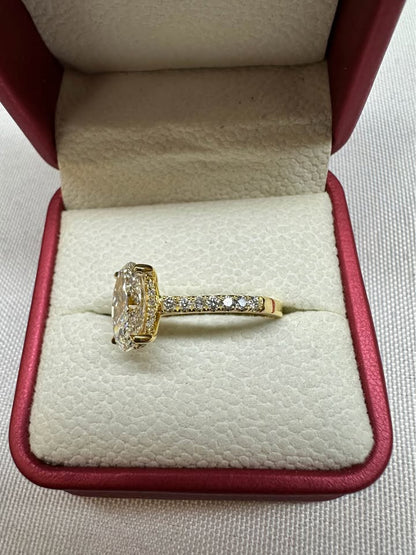 Oval cathedral diamond ring, 2.5ct, 14K yellow gold, side profile