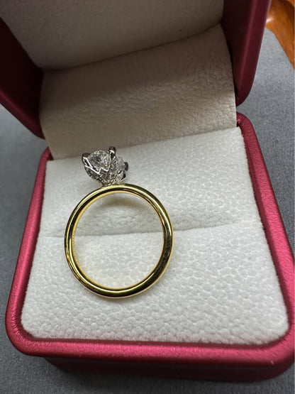 Oval tulip prong solitaire diamond ring, 2ct, 14K yellow gold, top view