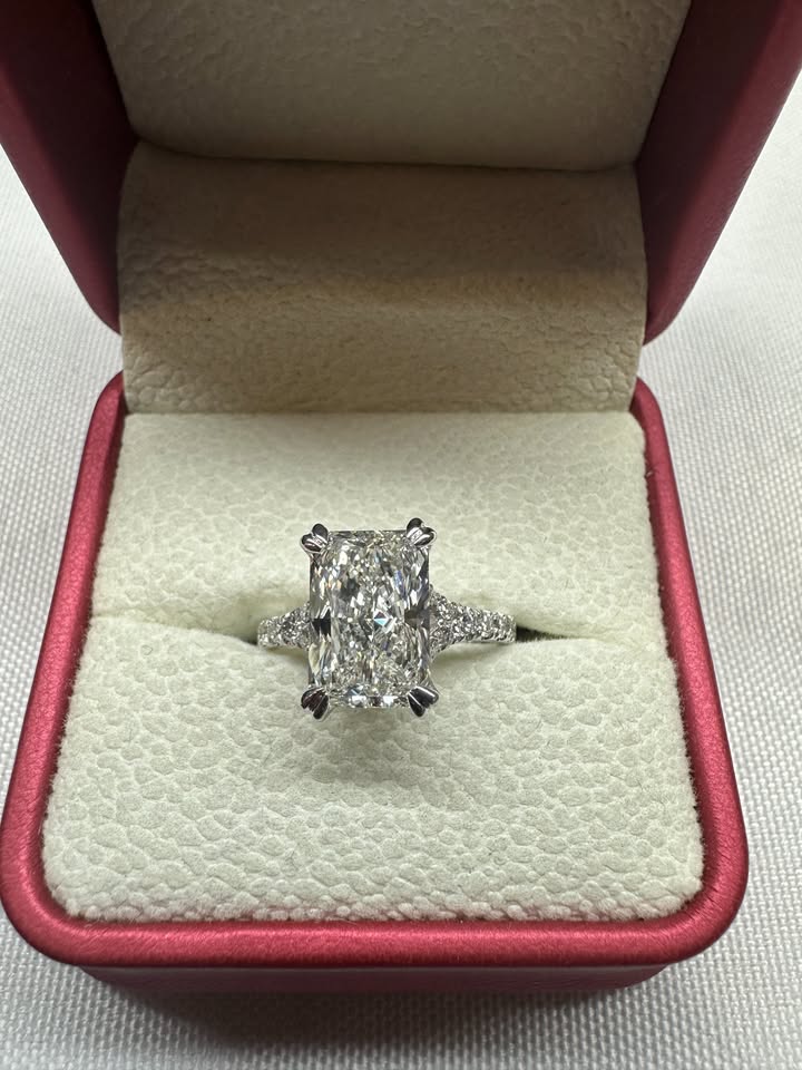 Radiant cut pave band ring, 4ct, 14K white gold — main view